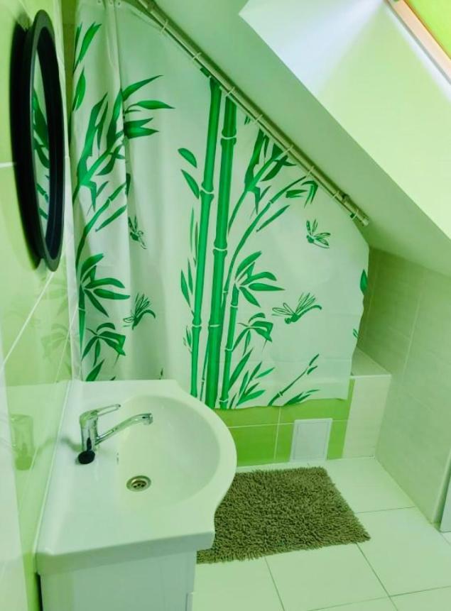 Jokai Apartman Komárno Exteriör bild